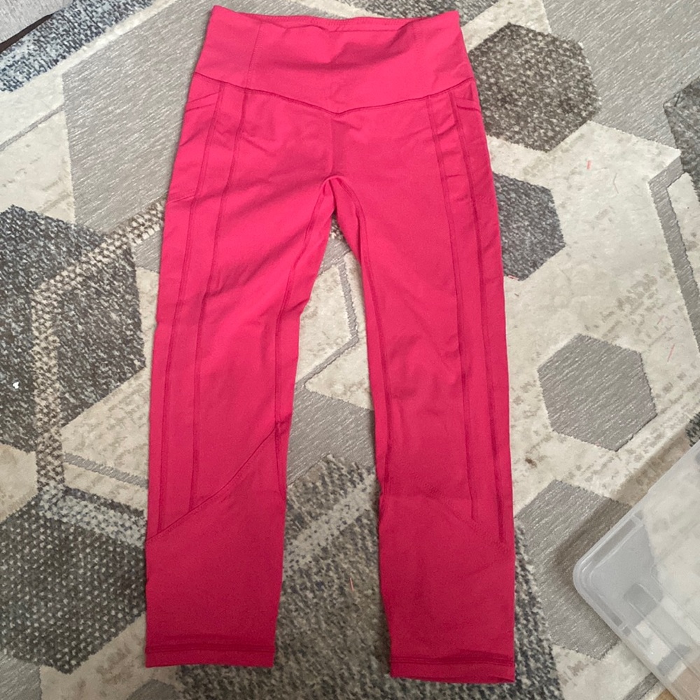 Lululemon leggings, 25 inch, size 8, watermelon pink, excellent condition